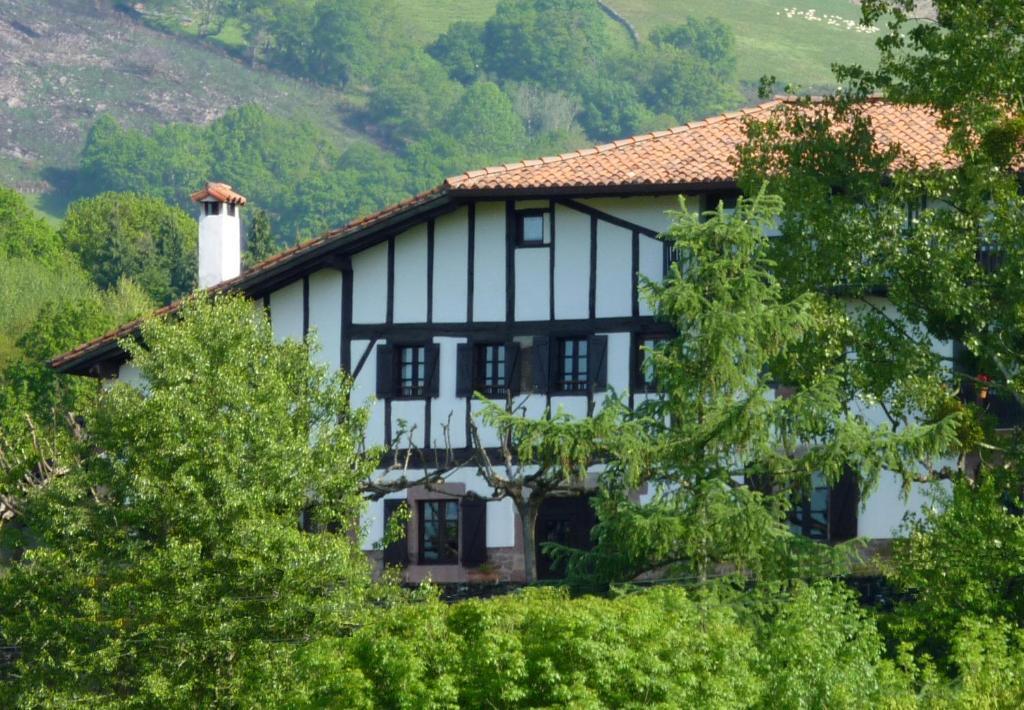 Hotel Senorio De Ursua Арискун Экстерьер фото