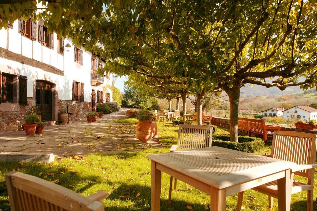 Hotel Senorio De Ursua Арискун Экстерьер фото
