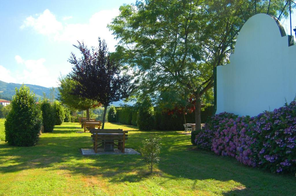 Hotel Senorio De Ursua Арискун Экстерьер фото
