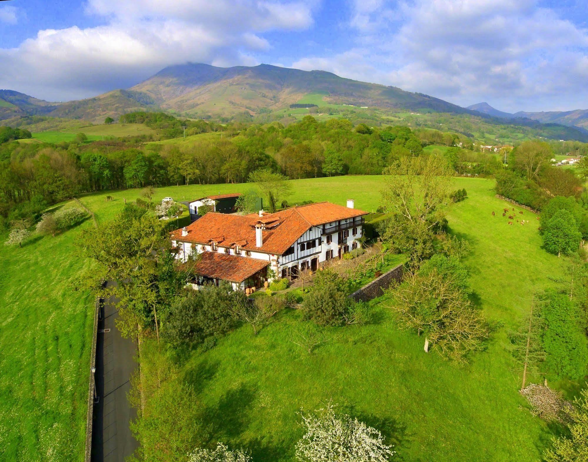 Hotel Senorio De Ursua Арискун Экстерьер фото